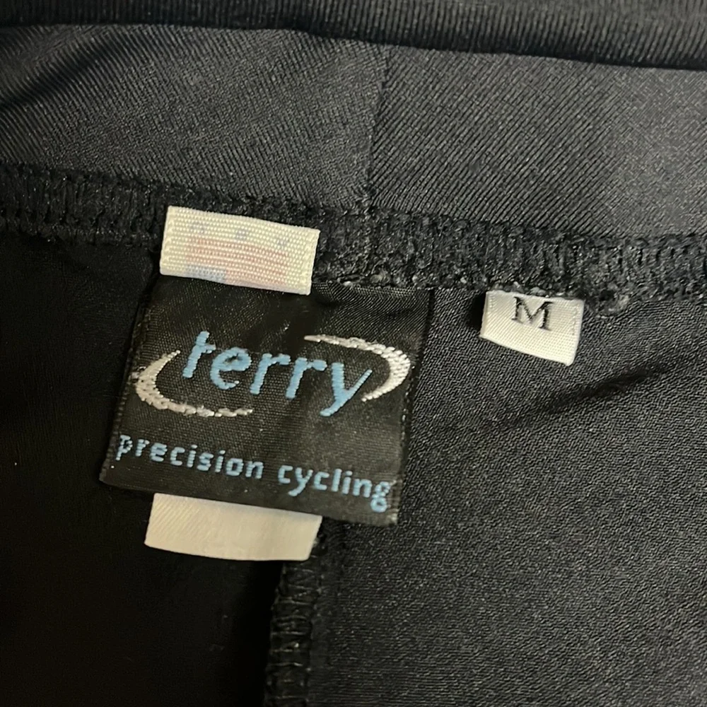 Terry precision cycling skirt. Side top buckle. Expandable  wrap waist - Picture 2 of 7